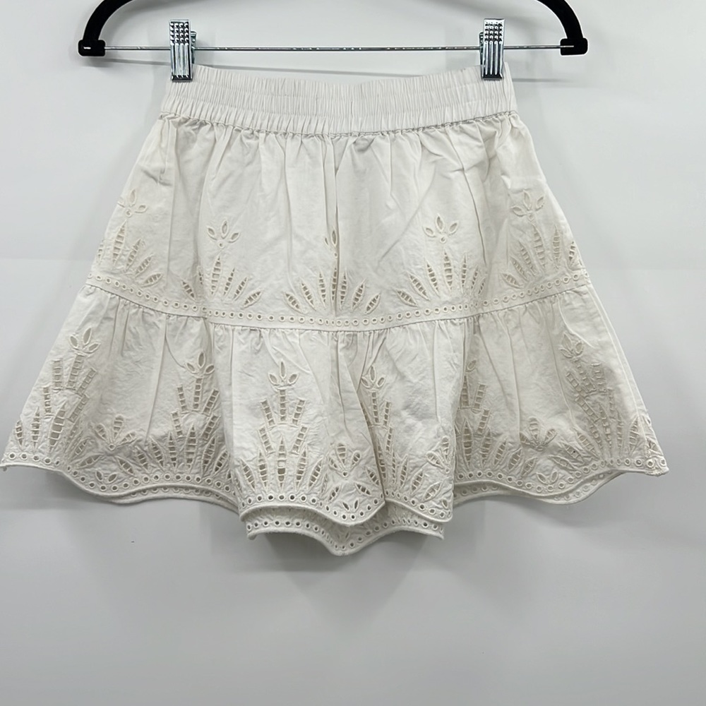 🆕Generation Love Daria Embroidered Skirt White Scalloped Edge Design Sz XXS - Picture 7 of 7